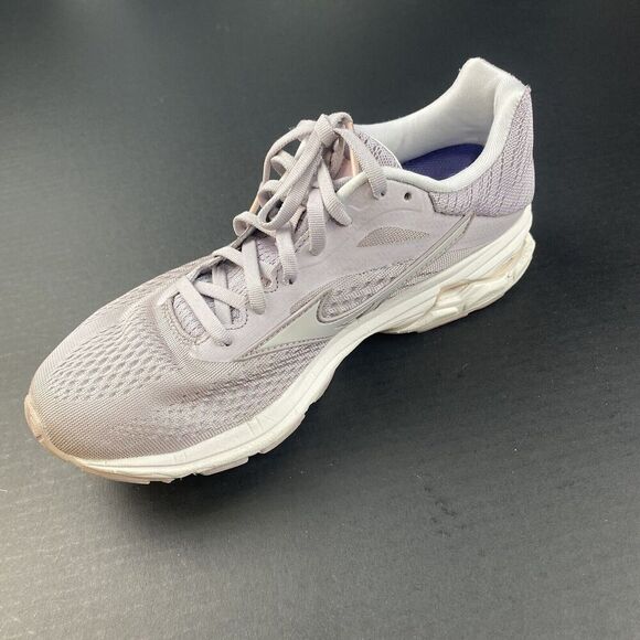 Mizuno Wave Rider 23 Women's Size 8.5 Running Shoes both are for the right foot - Picture 2 of 16